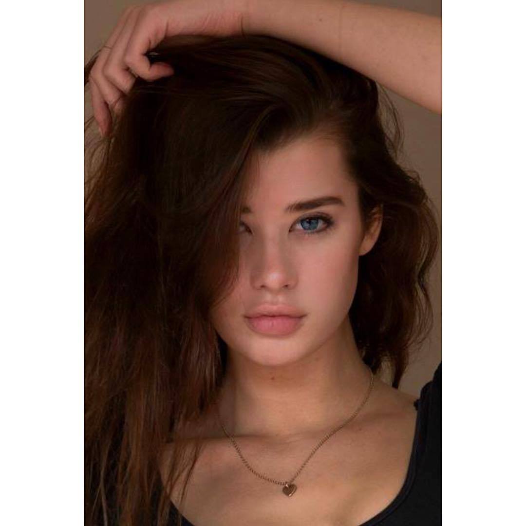 Sarah-McDaniel-instagram-occhi-etrecromia-2
